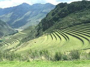 Andenes incas en el sitio arqueológico de Pisac